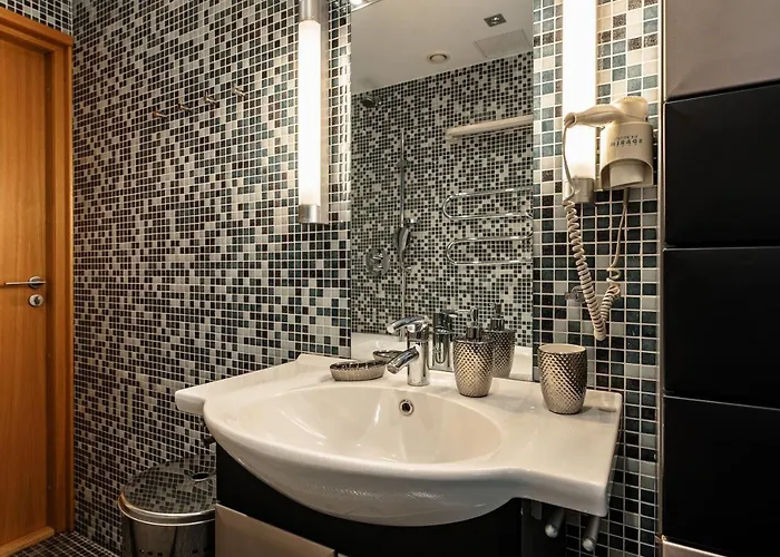 Airhome - Golden Fish *